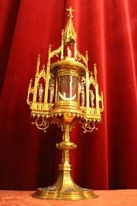 Cylinder Monstrance.  style Gothic - style en Brass / Bronze / Gilt, Belgium 19th century