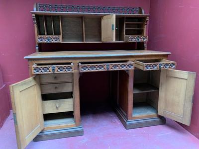 Desk style Gothic - Style en Oak Wood, Belgium 19th century