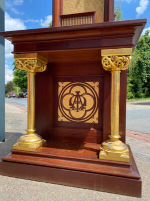 Devotion Altar St. Mary Altar Kneeler style Gothic - style en Walnut wood , Barcelona - Spain 19 th century ( Anno 1890 )