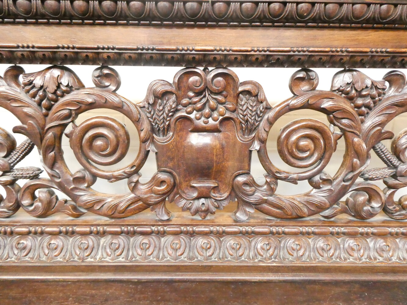 1 Gothic - Style Double - Sided Communion Rail Expected !