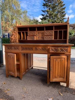 Doudle Sided Writing Desk style Gothic - style en Oak wood, Belgium 19th century ( anno 1885 )