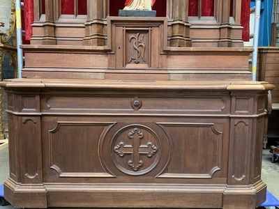 Exceptional Altar style Gothic - style en Oak wood, Belgium 19th century ( anno 1875 )