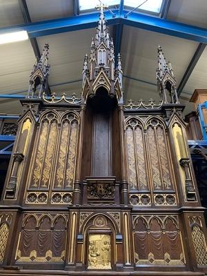 Exceptional Altar style Gothic - style en Oak wood, Belgium 19th century