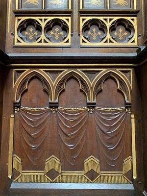 Exceptional Altar style Gothic - style en Oak Wood, Belgium 19th century