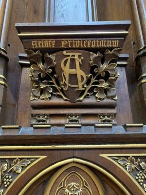 Exceptional Altar style Gothic - style en Oak wood, Belgium 19th century