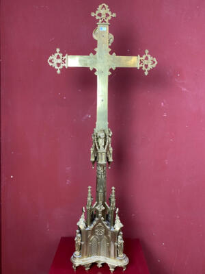 Exceptional Altar -Cross style Gothic - style en Full Bronze Gilt, France 19 th century ( Anno 1865 )