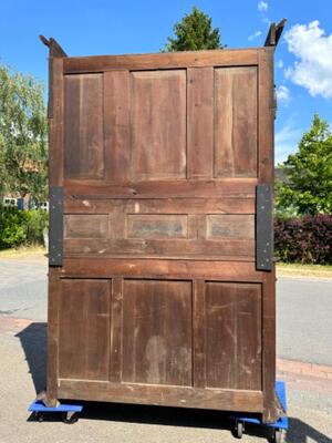 Exceptional Cabinet style Gothic - Style en Oak wood, France 19 th century ( Anno 1840 )