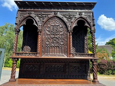 Exceptional Cabinet style Gothic - Style en Oak wood, France 19 th century ( Anno 1840 )