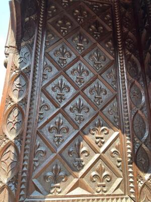 Exceptional Cabinet style Gothic - Style en Oak wood, France 19 th century ( Anno 1840 )