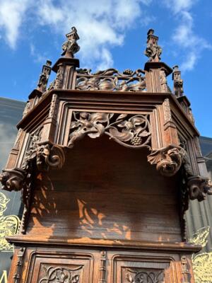 Exceptional Cabinet With 4 Evangelists  style Gothic - Style en Fully Hand - Carved Oak wood, France 19 th century ( Anno 1885 )