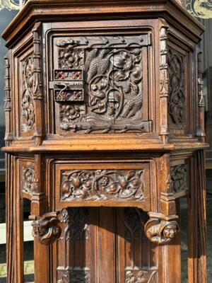 Exceptional Cabinet With 4 Evangelists  style Gothic - Style en Fully Hand - Carved Oak wood, France 19 th century ( Anno 1885 )