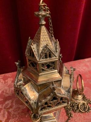 Exceptional Censer style Gothic - style en Brass / Bronze, Belgium 19th century ( anno 1875 )