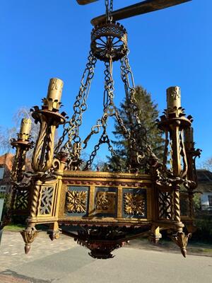 Exceptional Chandelier style Gothic - Style en Hand - Forget Iron, France 19 th century ( Anno 1865 )