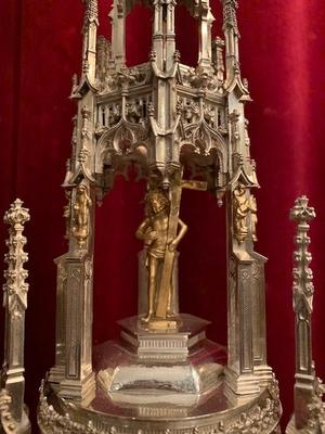 Exceptional Full Silver Monstrance Total Weight  3.05 Kgs. style Gothic - style en full silver , Belgium 19th century ( anno 1865 )