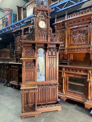 1 Gothic - Style Exceptional Hall Stand With Clock By : Victor Aimone !