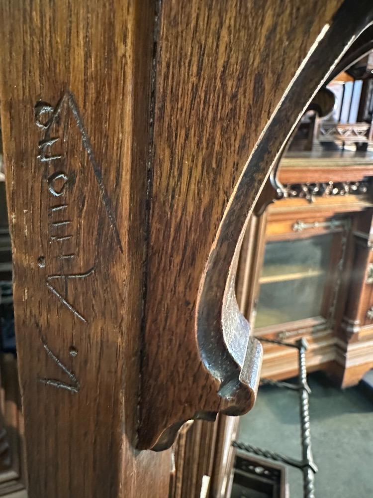 1 Gothic - Style Exceptional Hall Stand With Clock By : Victor Aimone !