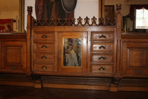 Exceptional Sacristy Credens Cabinet style Gothic - style en Oak wood, Belgium 19th century