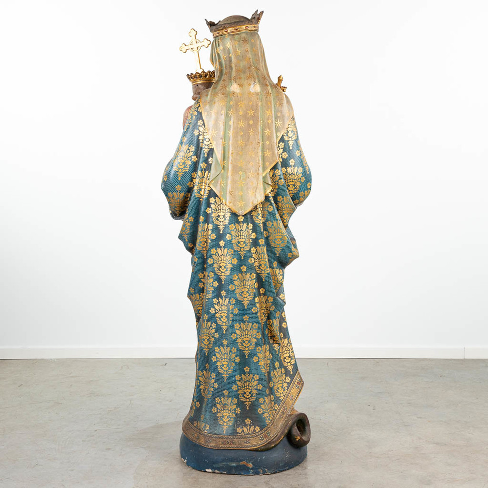 1 Gothic - style Exceptional St. Mary & Child Statue