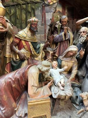 Exceptional & Very Large Nativity Scene Signed: G.H. Parentani Bruxelles style Gothic - Style en Plaster, bruxelles - Belgium  19 th century