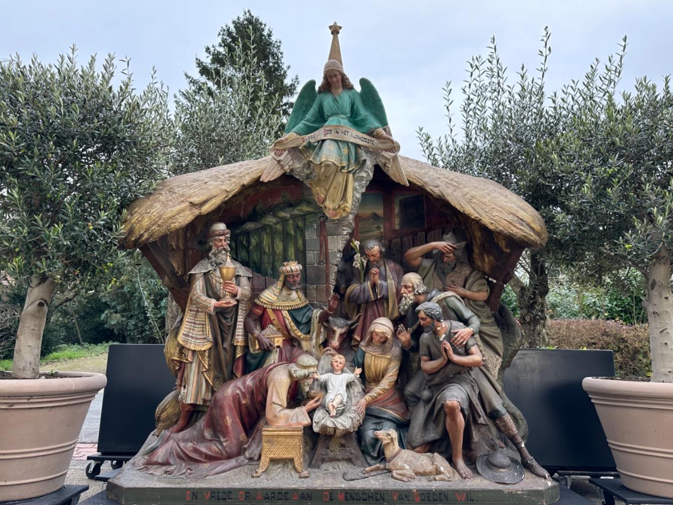 1 Gothic - Style Exceptional & Very Large Nativity Scene Signed: G.H. Parentani Bruxelles