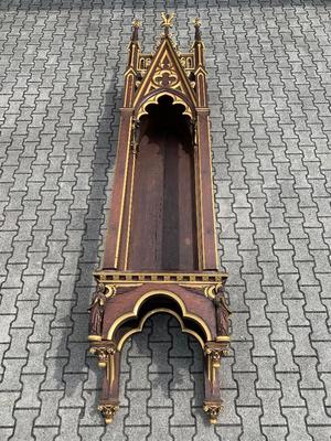 Exclusive And Large Hanging Exposition-Throne style Gothic - Style en Oak Wood, Antwerp - Belgium 19th century ( anno 1875 )