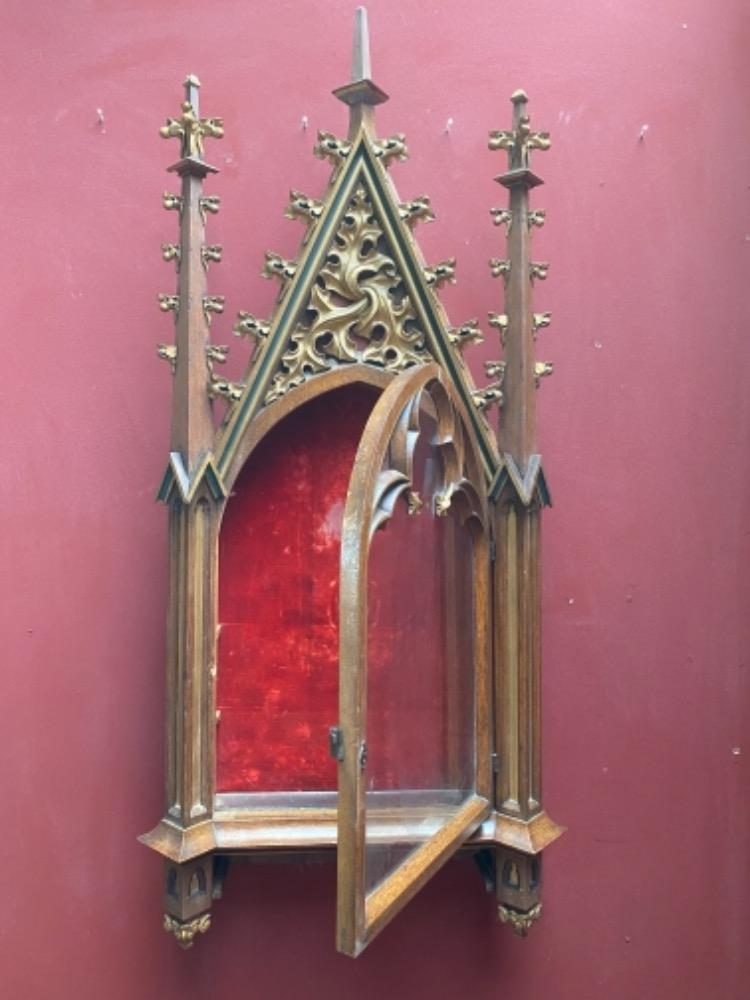 1 Gothic - style Exposition Chapel