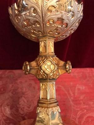 Full Silver Gilt Chalice With Original Paten style Gothic - style en full silver / Gilt, Belgium 19th century ( anno 1875 )