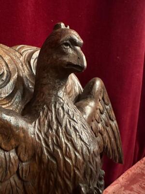 Fully Hand - Carved Dove ( Holy Spirit ) style Gothic - Style en Hand - Carved Wood Oak, Belgium  19 th century