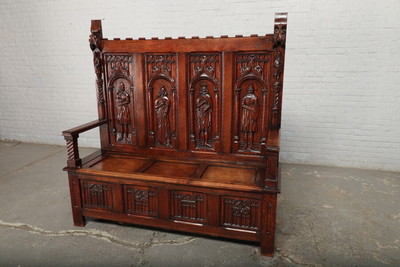 Gothic Hall Bench style Gothic - style en Oak wood, Belgium 19 th century