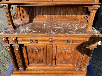 Gothic - Style  - Display Cabinet style Gothic - style en Oak wood / Marble, France 19 th century