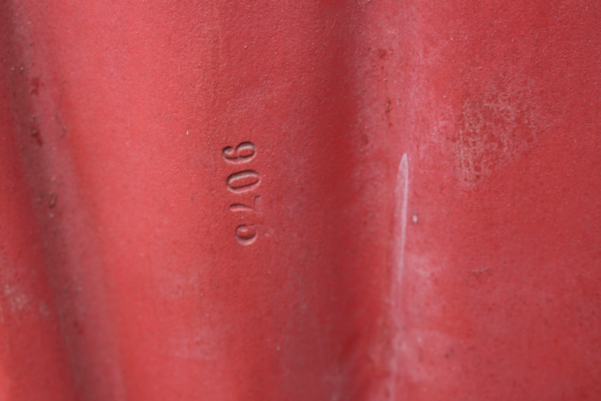 1 Gothic - Style H.Heart Statue