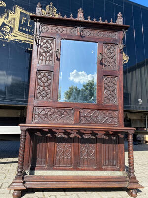 Hall Stand  style Gothic - style en Oak wood, France 19 th century