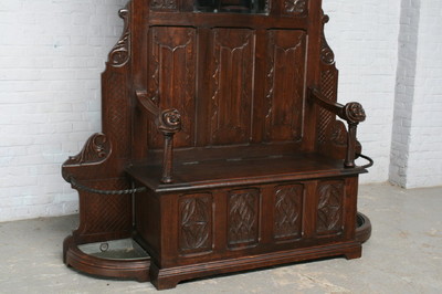 Halltree style Gothic - Style en Wood Oak, France 19 th century