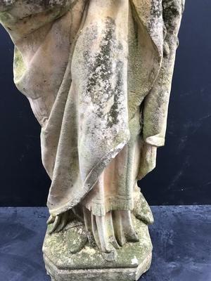 Hand - Carved Sandstone St. Elisabeth Statue. Weight 100 Kgs. style Gothic - style en hand-carved sandstone, France 19th century ( anno 1870 )