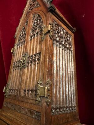 Hanging Chapel style Gothic - Style en Oak wood, Belgium  19 th century ( Anno 1865 )