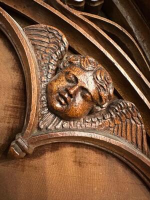 Hanging Chapel With Holy Water Holder style Gothic - Style en Wood Walnut, Belgium  19 th century