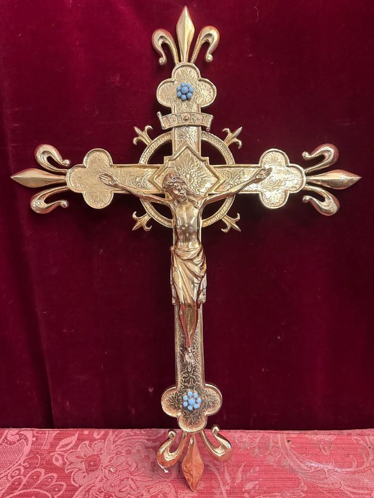 1 Gothic - Style Hanging Cross