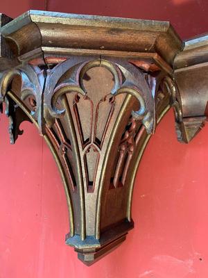 Hanging Pedestal style Gothic - Style en Oak Wood, Belgium 19th century ( anno 1875 )