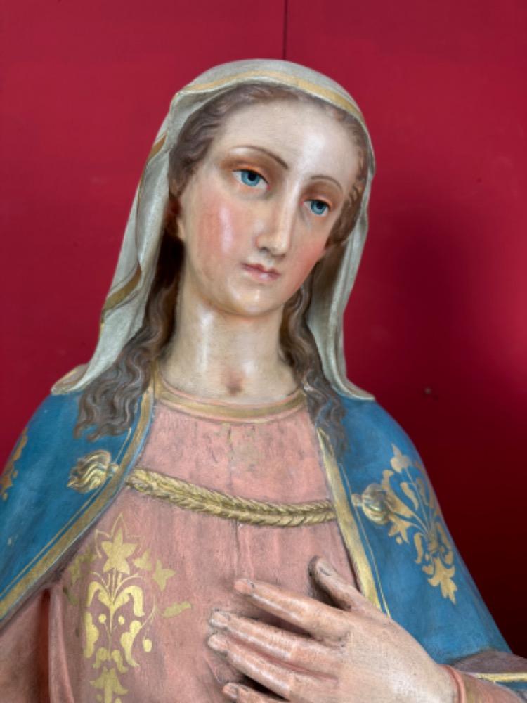 1 Gothic - Style Holy Family Statue