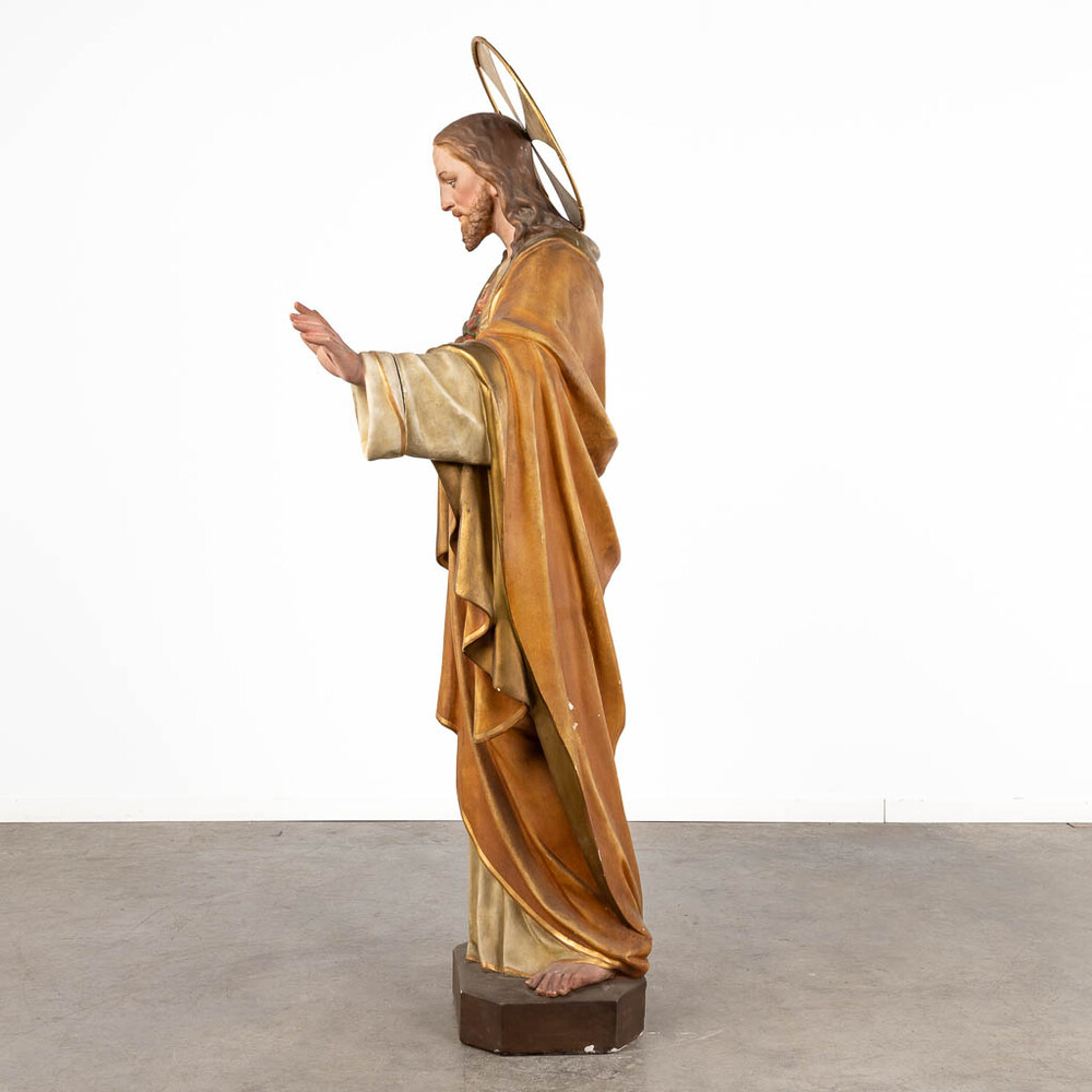 1 Gothic - Style Holy Sacred Heart Statue