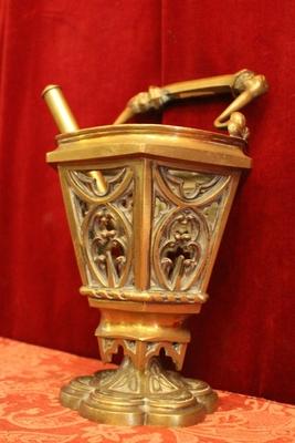 Holy Water Bucket Measures Without Handle style Gothic - style en bronze, France 19th century (anno 1875)