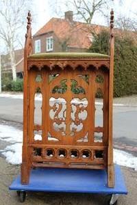 Kneeler style Gothic - style en Oak wood, Dutch 19th century