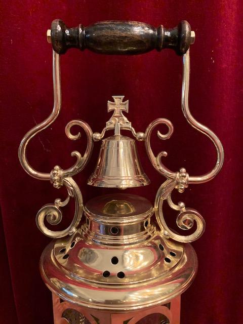 1 Gothic - style Lantern