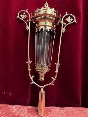 1 Gothic - Style Lantern