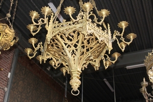 Large Sanctuary Lamp style Gothic - style en bronze, France 19th century