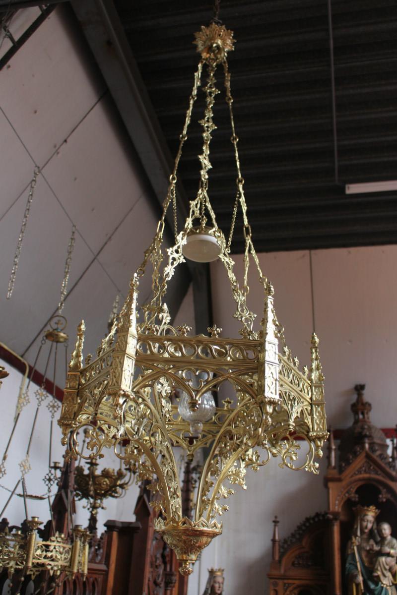 1 Gothic - style Large Sanctuary Lamp Measures With Chain Height 170 Cm !