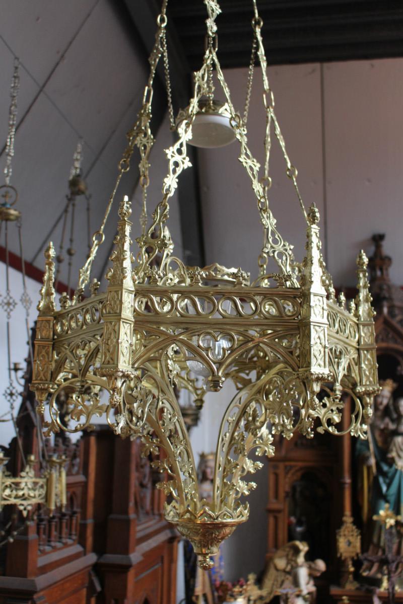 1 Gothic - style Large Sanctuary Lamp Measures With Chain Height 170 Cm !