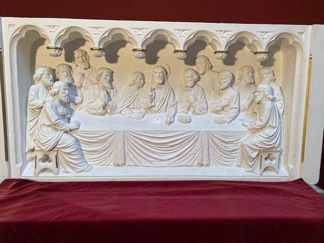 1 Gothic - style Last Supper Relief Sculpture Weight: 170 Kgs.