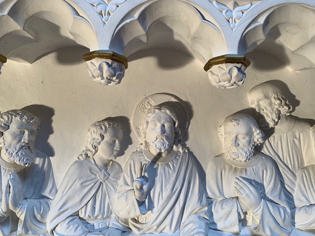 1 Gothic - style Last Supper Relief Sculpture Weight: 170 Kgs.