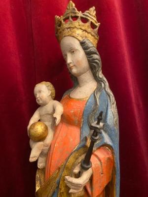 Madonna & Child  style Gothic - style en Carved Wood, Southern Germany 20th century